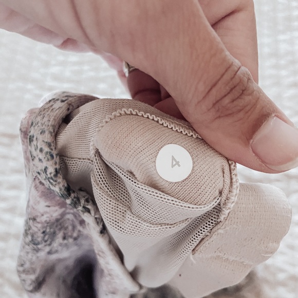 Lululemon Power Y Tank Top - Picture 4 of 4